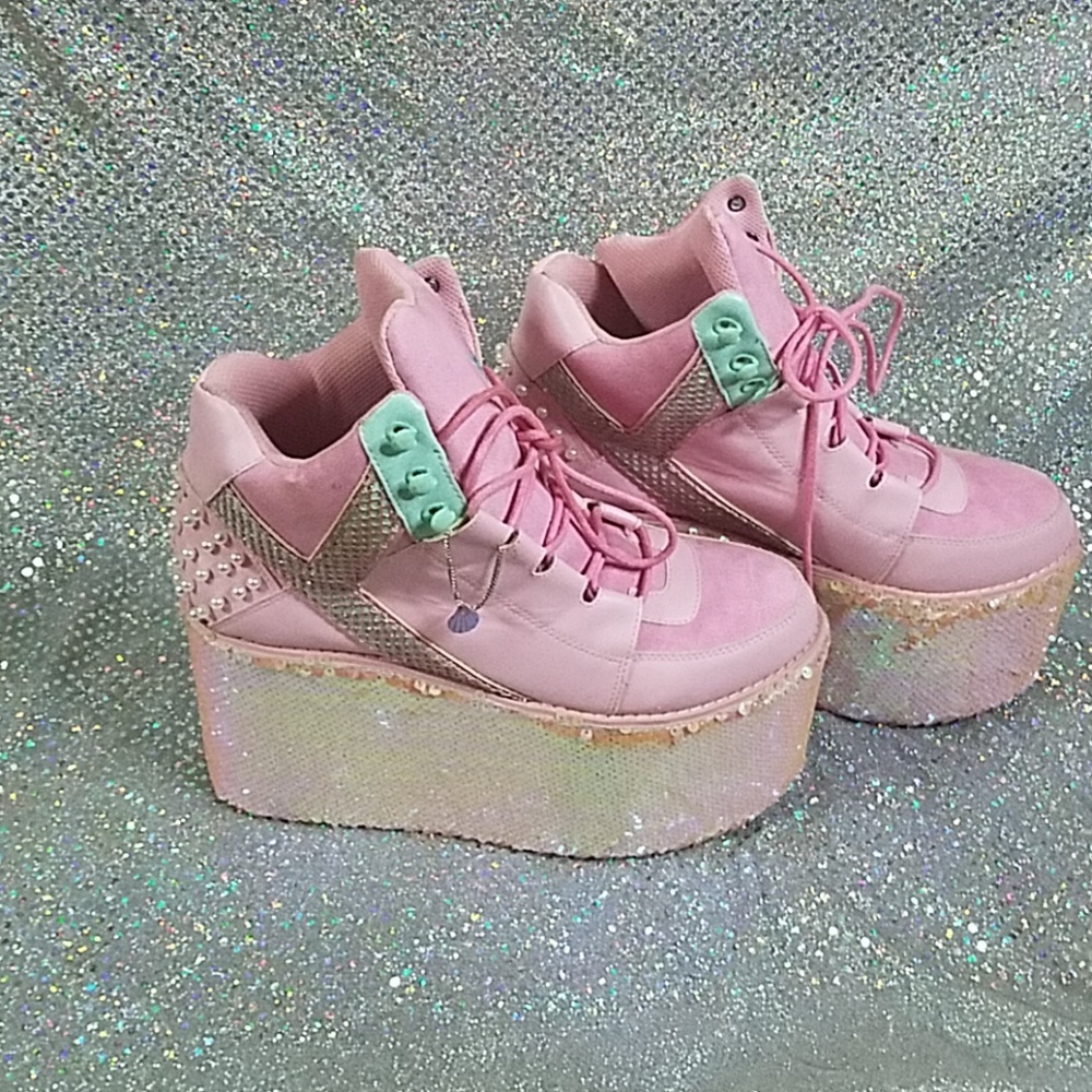 YRU platforms